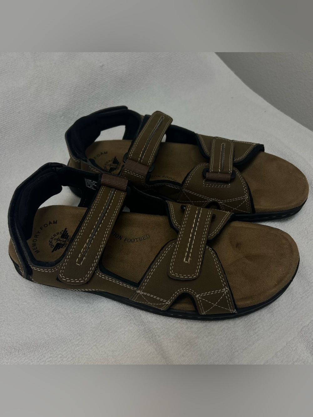 Dockers Memory Foam Brown Strap Sandals Sz 13W